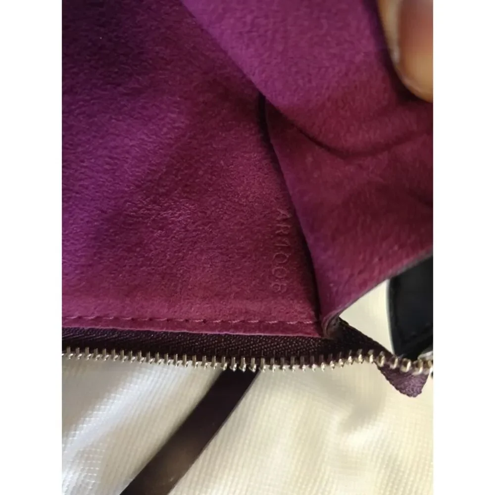 Louis Vuitton Pochette Accessories Bag in Burgundy Epi Leather - Picture 9 of 12